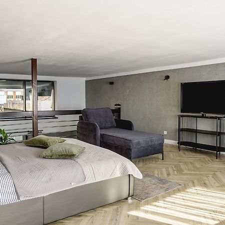 Apartament Dwupoziomowy Venus Częstochowa Esterno foto