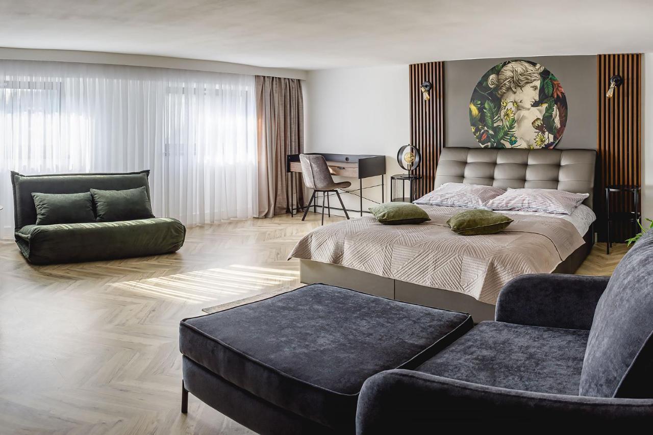 Apartament Dwupoziomowy Venus Częstochowa Esterno foto